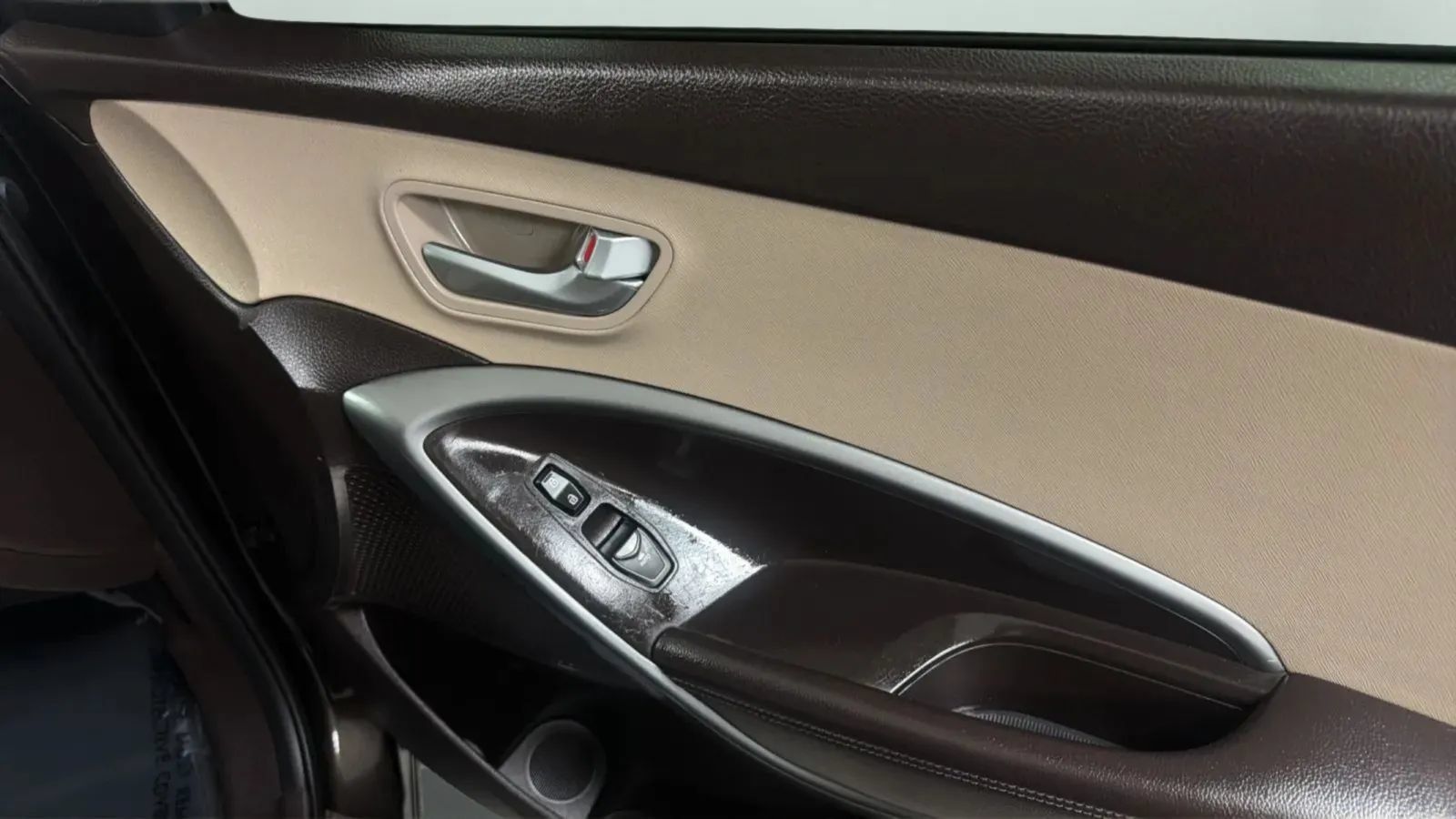 Used 2016 Hyundai Santa Fe Limited AWD/4WD image 18