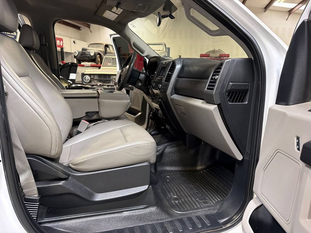 Used 2019 Ford F350 XL w/ Power Equipment Group AWD/4WD image 33