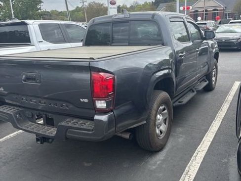 Used 2023 Toyota Tacoma SR image 3