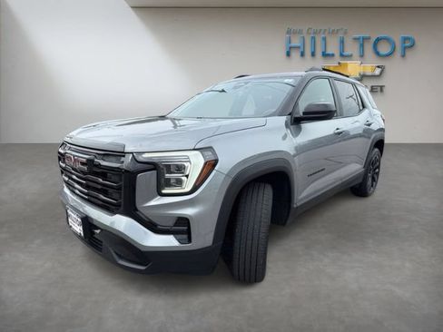 Used 2025 GMC Terrain Elevation w/ Elevation Premium Package AWD/4WD image 12