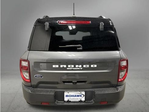 Used 2022 Ford Bronco Sport Outer Banks w/ Tech Package AWD/4WD image 4