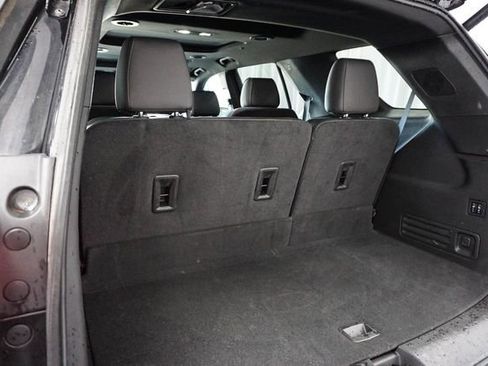 Used 2023 Chevrolet Traverse High Country image 17