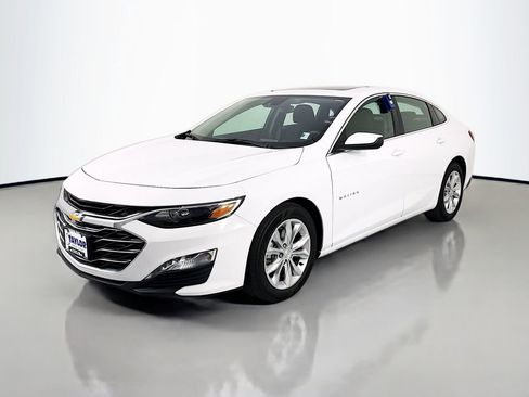 Used 2024 Chevrolet Malibu LT FWD image 3