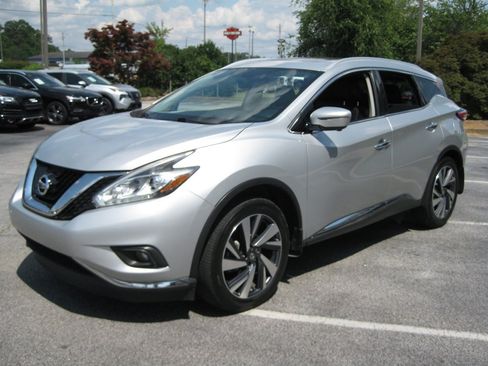 Used 2016 Nissan Murano Platinum w/ Platinum Technology Package FWD image 3