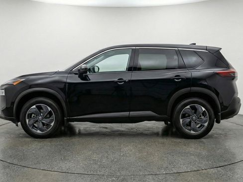 Used 2025 Nissan Rogue SV FWD image 5