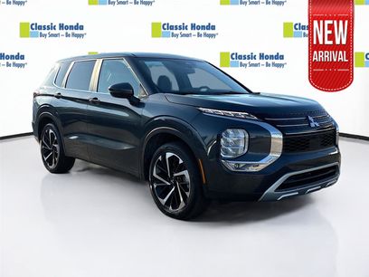 Used 2024 Mitsubishi Outlander SE