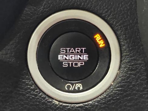 Used 2020 RAM 1500 Big Horn AWD/4WD image 13