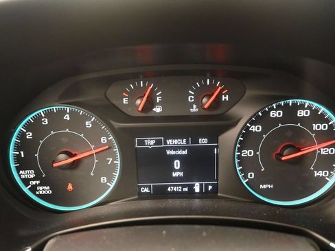 Used 2021 Chevrolet Equinox LS FWD image 13