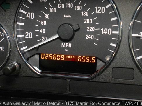 Used 2000 BMW Z3 2.5i image 19