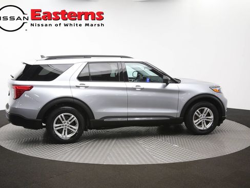 Used 2023 Ford Explorer XLT RWD image 38