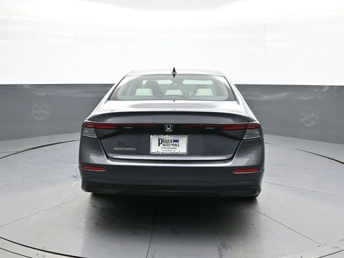 Certified 2023 Honda Accord LX image 7