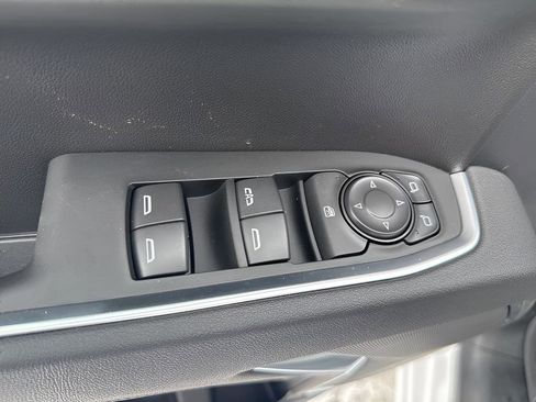 New 2026 Chevrolet Silverado 1500 LT image 17