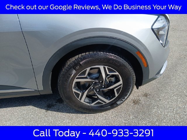 Used 2023 Kia Sportage LX AWD/4WD image 13