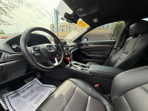 Used 2019 Honda Accord Sport image 15