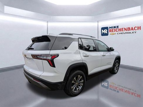 New 2026 Chevrolet Equinox LT w/ Convenience Package II AWD/4WD image 5