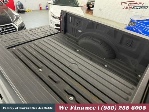 Used 2020 Ford F350 Lariat w/ Lariat Ultimate Package AWD/4WD image 19