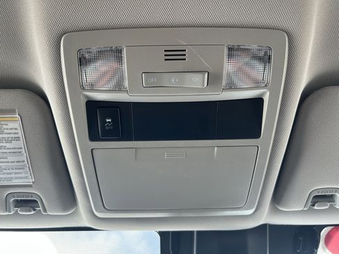 Certified 2018 Toyota Tacoma SR5 image 29