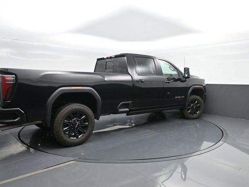 Used 2024 GMC Sierra 3500 AT4 w/ Technology Package image 2