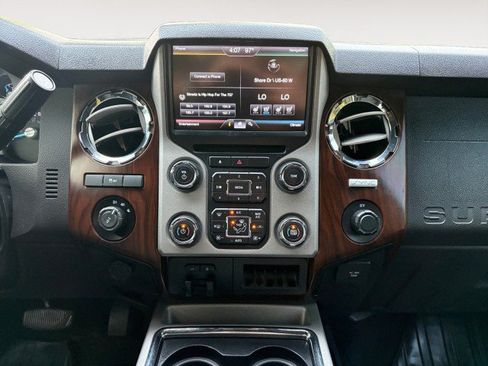 Used 2016 Ford F350 Lariat AWD/4WD image 10