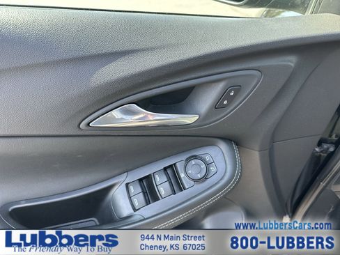 Used 2025 Buick Encore GX Preferred FWD image 12