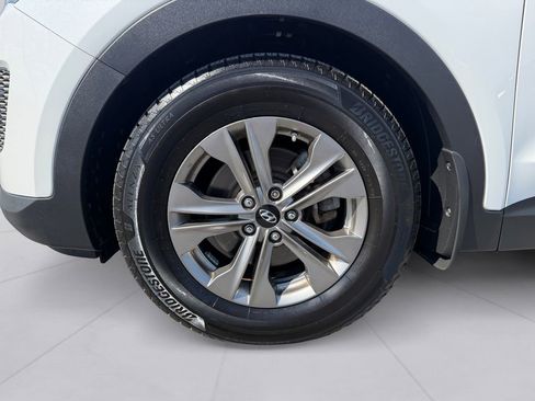 Used 2015 Hyundai Santa Fe Sport w/ Option Group 03 image 9