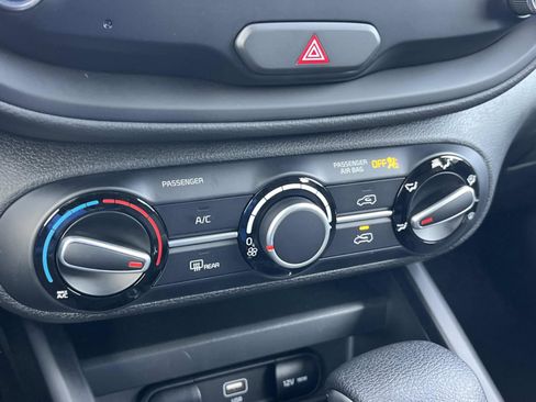 New 2025 Kia Soul LX image 29