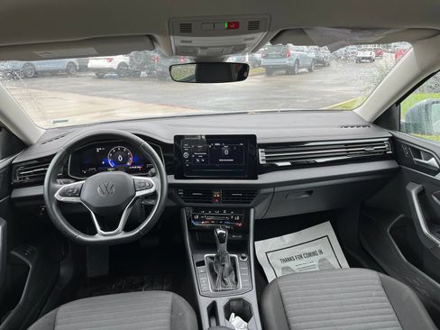Used 2025 Volkswagen Jetta S FWD image 5