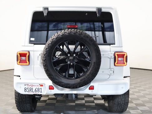 Used 2021 Jeep Wrangler Unlimited Sahara image 5
