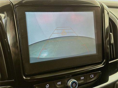 Used 2018 Chevrolet Traverse LT image 13