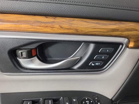 Used 2017 Honda CR-V EX-L image 19