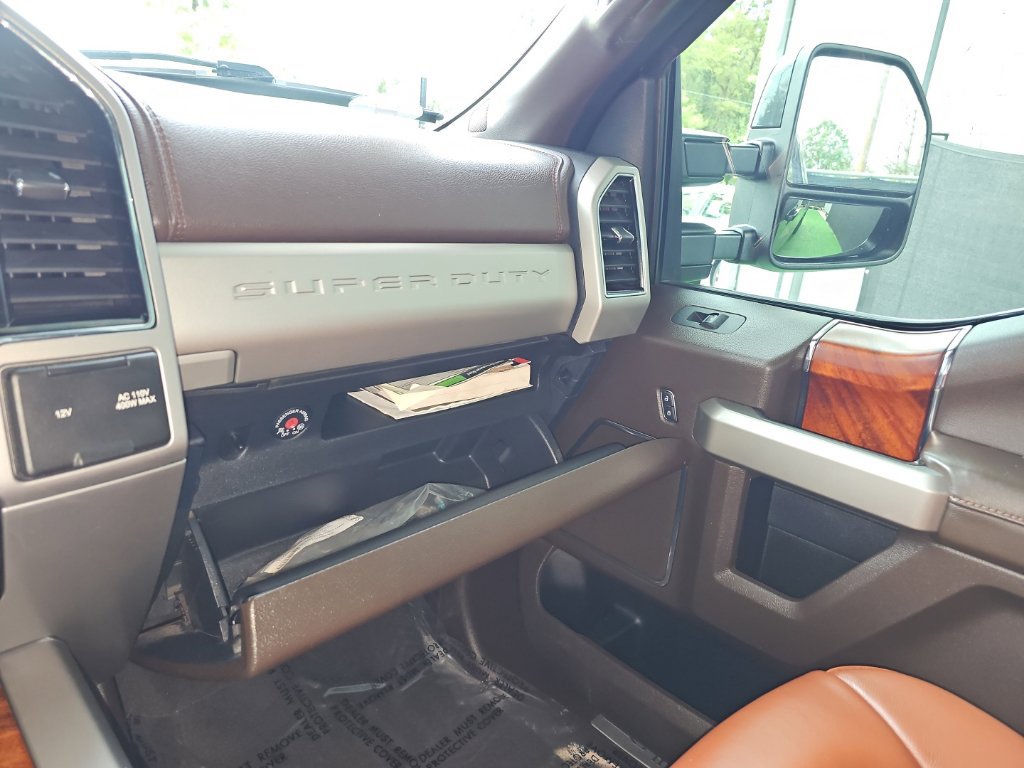 Used 2022 Ford F250 King Ranch w/ King Ranch Ultimate Package AWD/4WD image 27