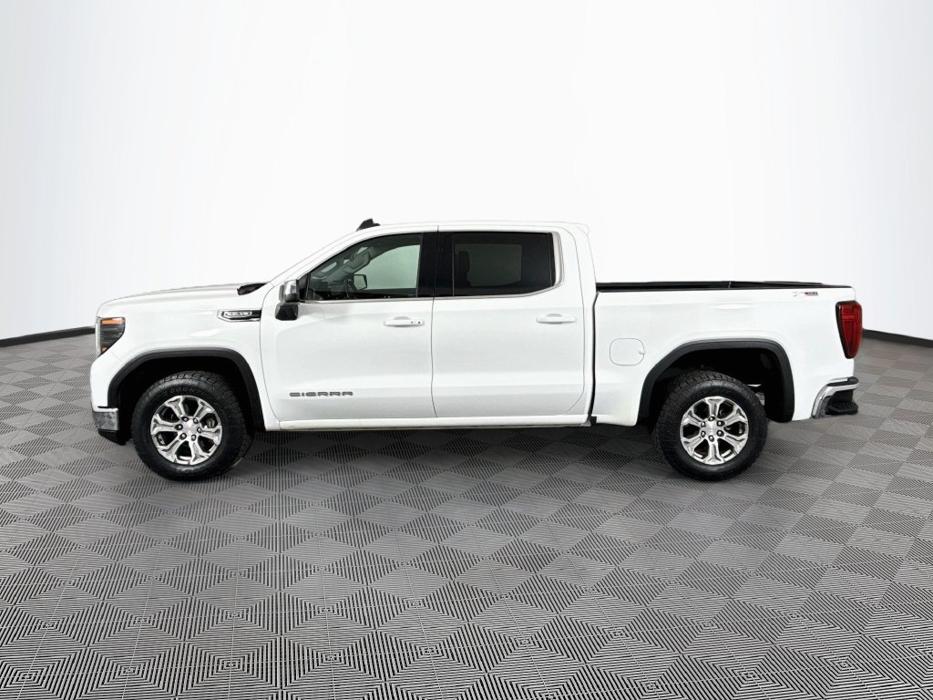 Used 2023 GMC Sierra 1500 SLE AWD/4WD image 4