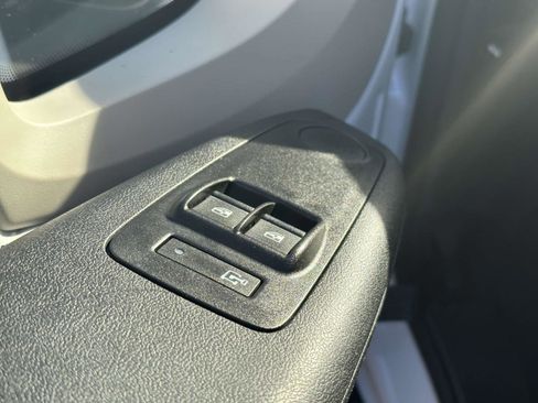 Used 2022 RAM ProMaster 2500 FWD image 6