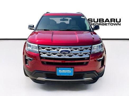 Used 2019 Ford Explorer XLT w/ Equipment Group 202A FWD image 2