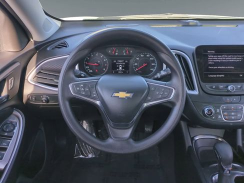 Used 2024 Chevrolet Malibu LT image 12