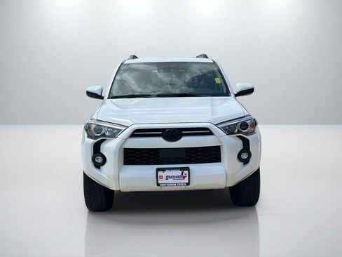 Used 2022 Toyota 4Runner SR5 RWD image 2