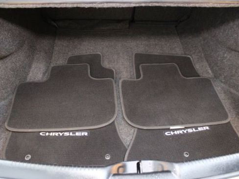 Used 2019 Chrysler 300 Touring w/ Sport Appearance Package image 20