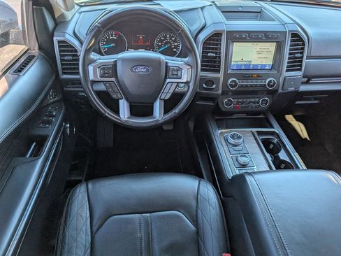 Used 2020 Ford Expedition Platinum image 11