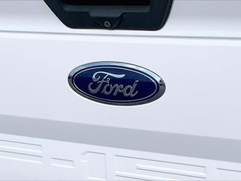 Certified 2018 Ford F150 XLT w/ Equipment Group 301A Mid RWD image 27