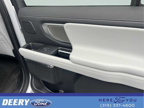 New 2026 Ford Expedition Max Platinum w/ Driver's Package image 19