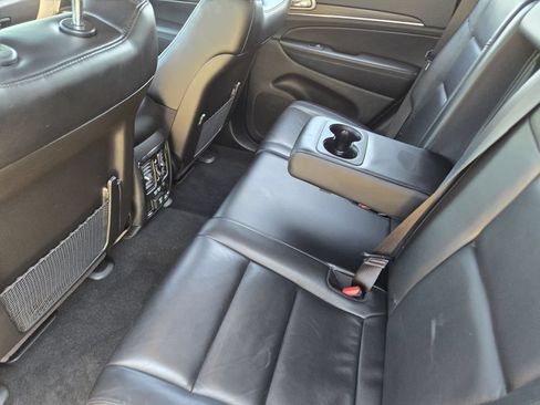 Used 2021 Jeep Grand Cherokee Limited w/ Sun & Sound Group RWD image 40