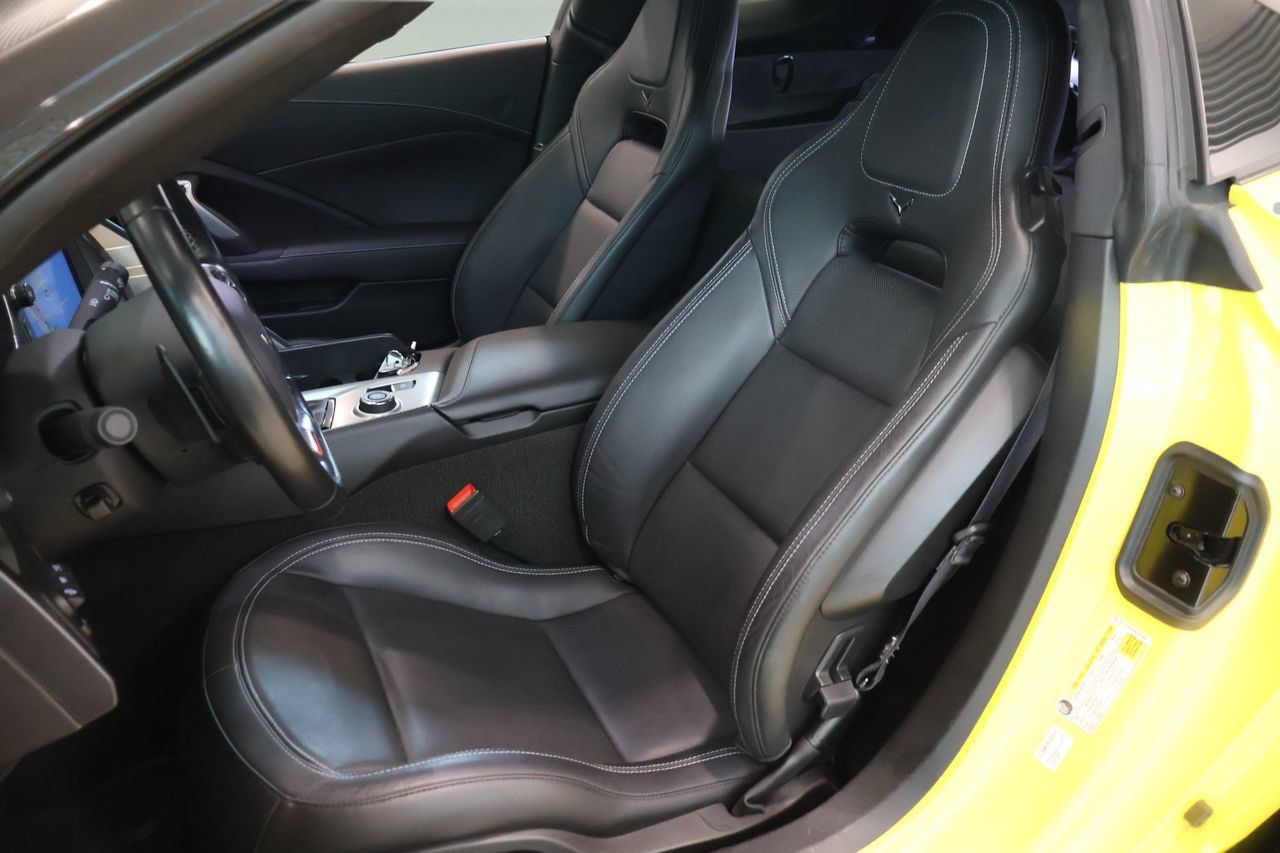 Used 2017 Chevrolet Corvette Grand Sport RWD image 11
