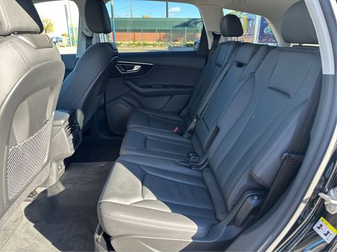 Used 2022 Audi Q7 2.0T Premium image 11