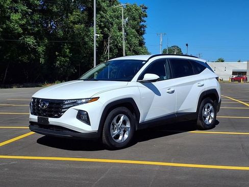 Used 2024 Hyundai Tucson SEL FWD image 1