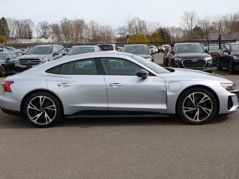 Used 2022 Audi e-tron GT Premium Plus image 4