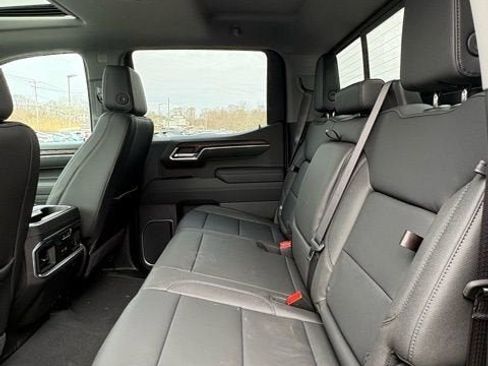 New 2026 GMC Sierra 1500 SLT w/ SLT Premium Plus Package image 15