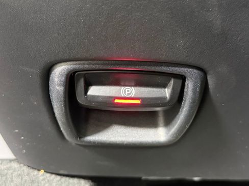 Certified 2019 Porsche 911 Turbo image 37