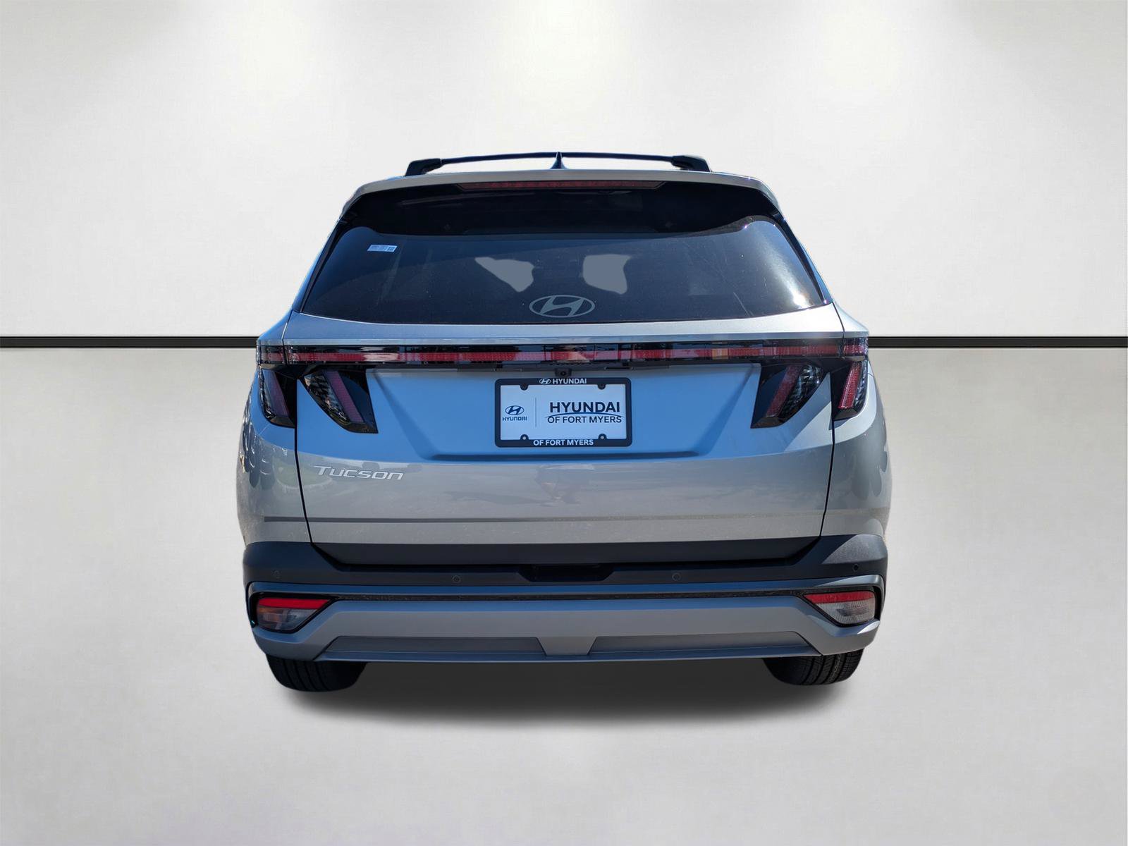 New 2026 Hyundai Tucson Limited FWD image 6