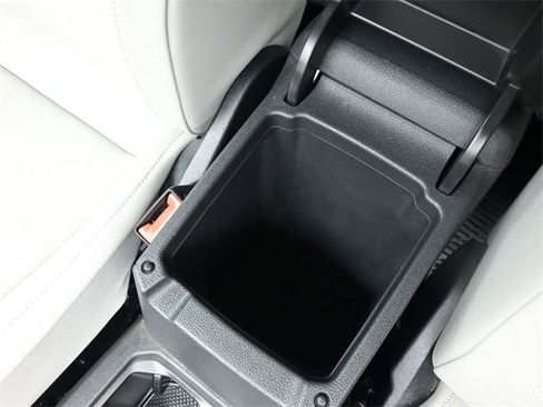 Used 2021 Volkswagen Tiguan SEL w/ 3-Row Tiguan MDO Package image 31