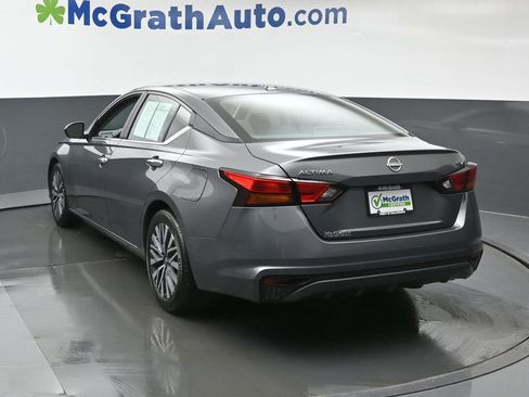 Used 2024 Nissan Altima 2.5 SV image 22